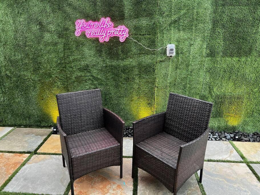 Vacay Spot Experience Luna Sky! 65" Tv Bar, Bbq, Shower Massage Jets, Music, Go To Fl Keys 홈스테드 외부 사진