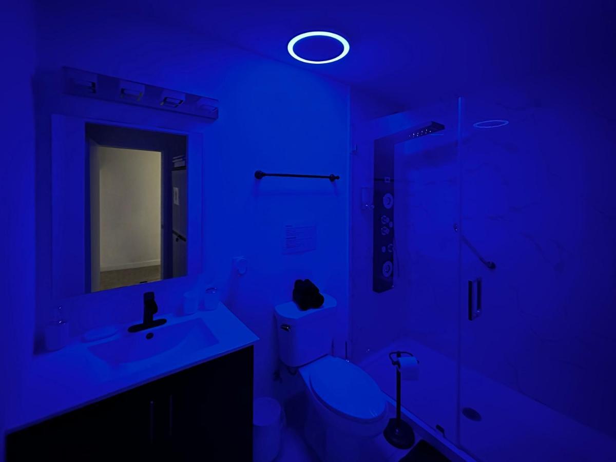 Vacay Spot Experience Luna Sky! 65" Tv Bar, Bbq, Shower Massage Jets, Music, Go To Fl Keys 홈스테드 외부 사진